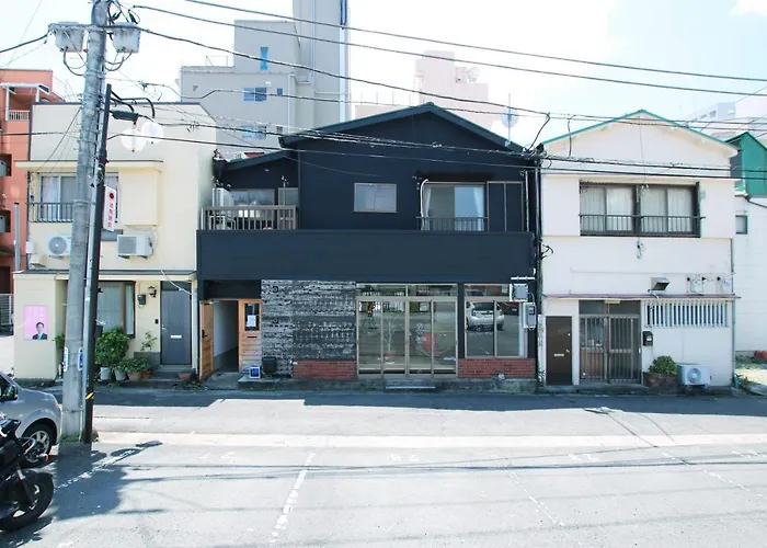 Atelier & Hostel Nagaisa-Ura